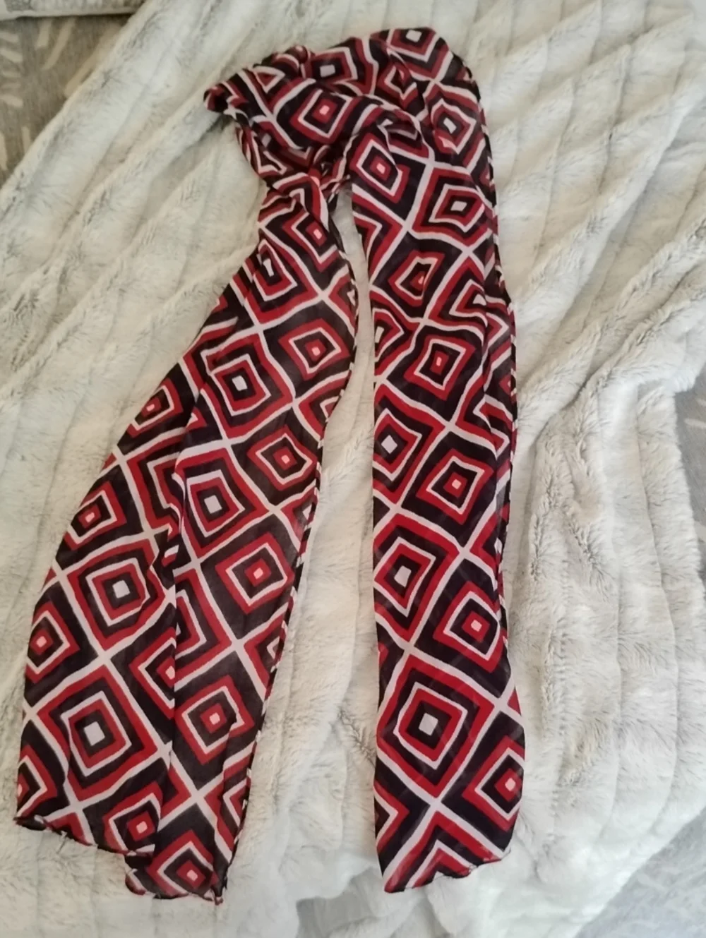 Geometric Print Scarf